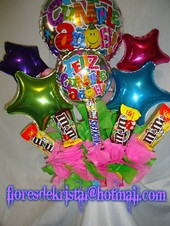 diseños con globos y flores naturales